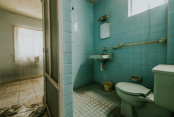 How To Get Rid of Yellow Stains in Shower
