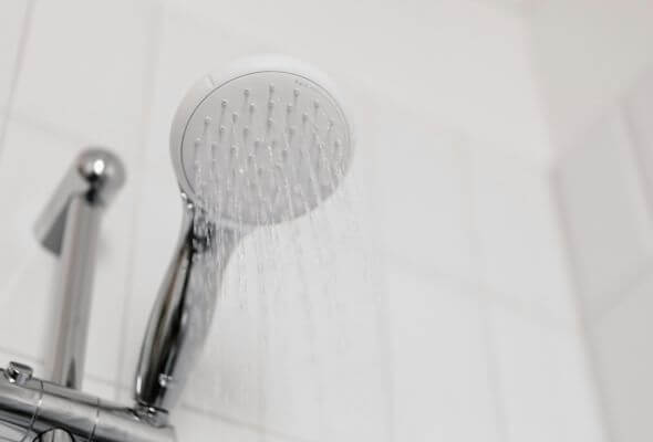 what is the average household water flow rate